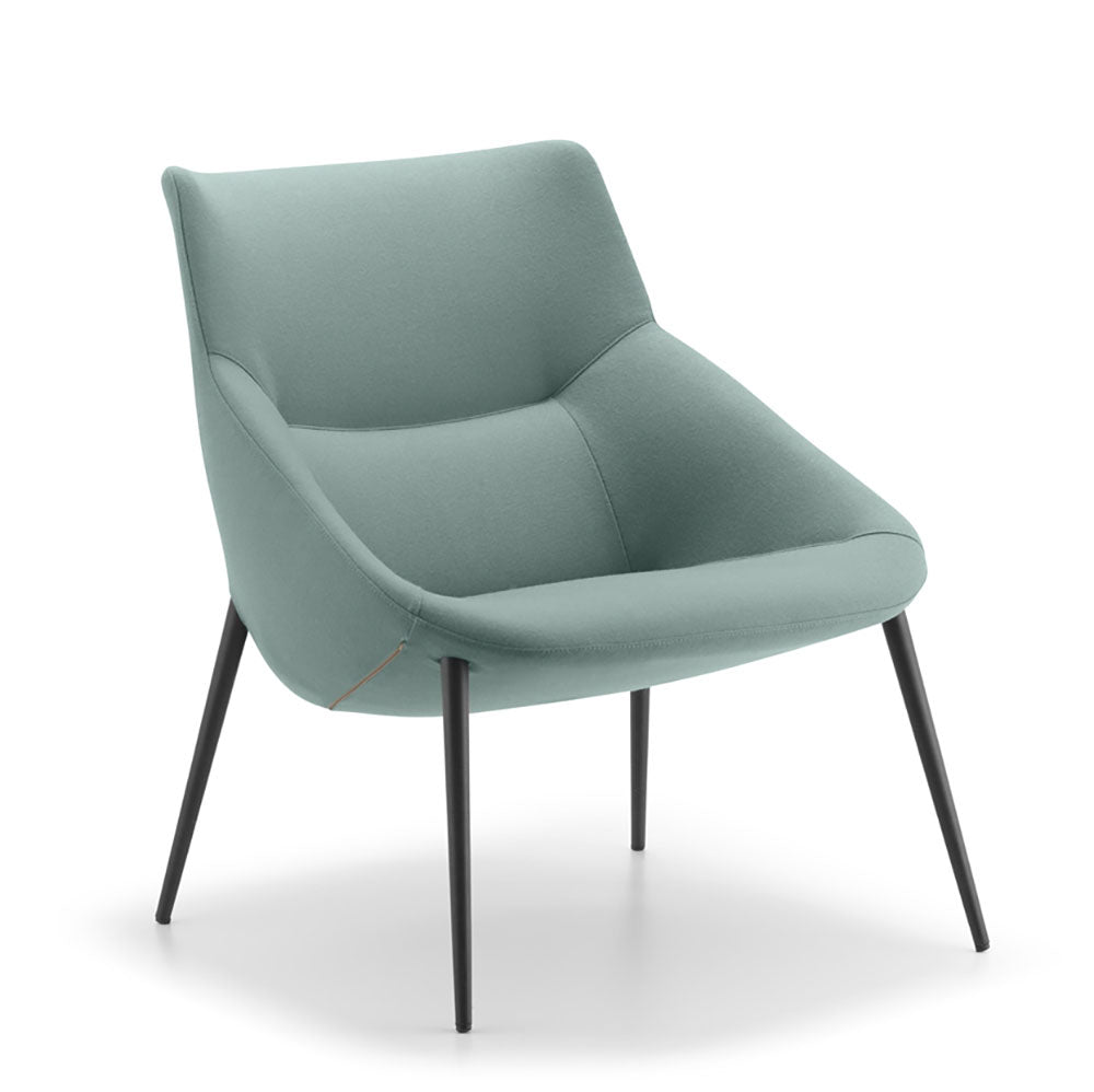 Bow Lounge Chair