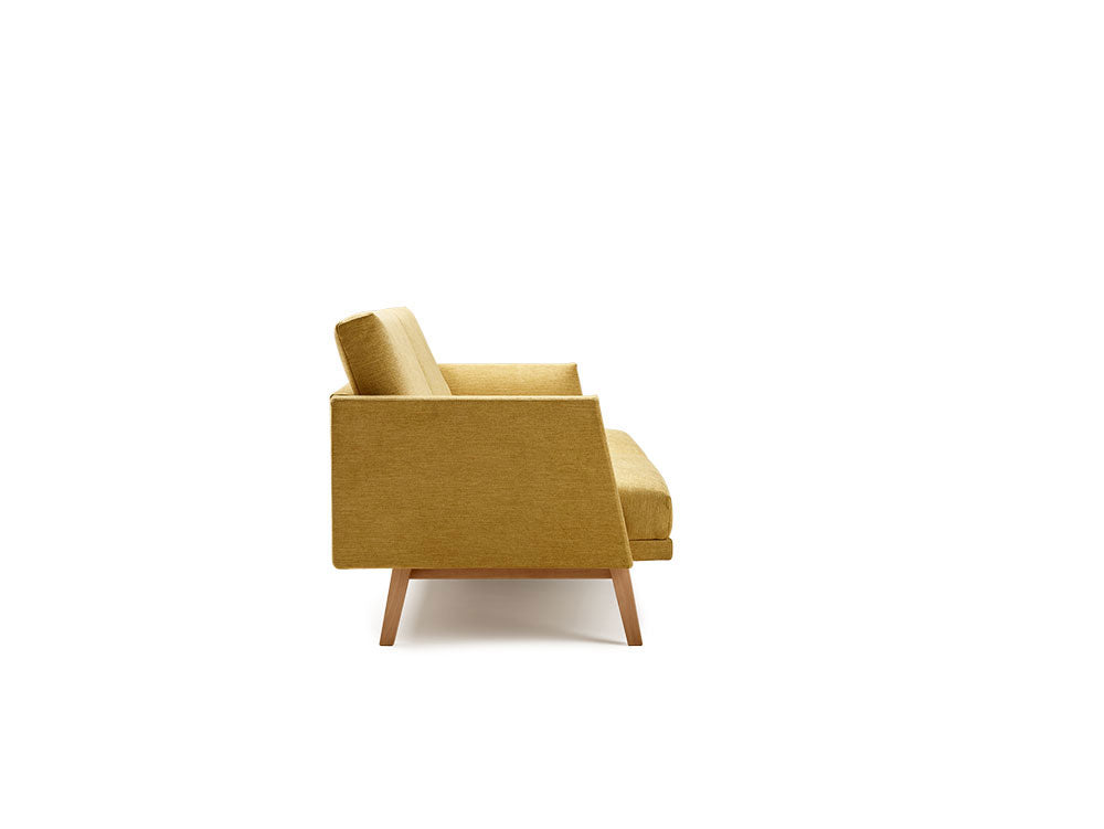 Pause Armchair