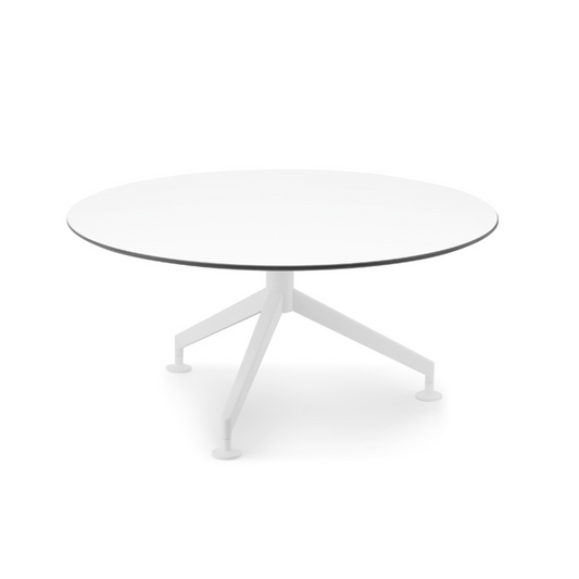 Meet Forma 5 Side Table