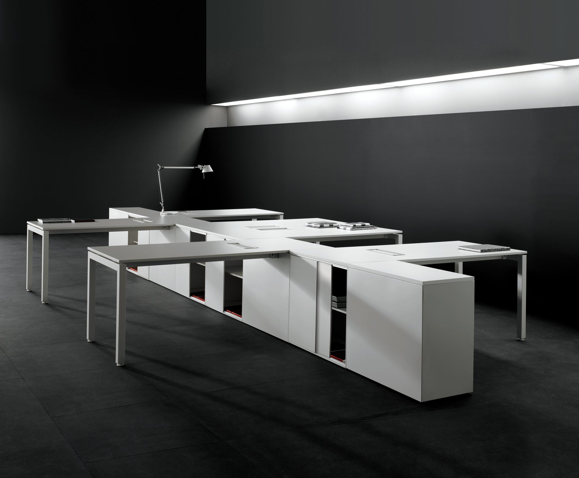 Mesa de Escritório F25 Forma 5