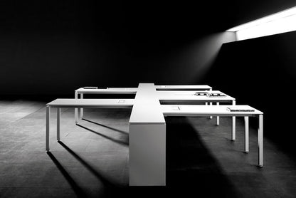 Mesa de Escritório F25 Forma 5